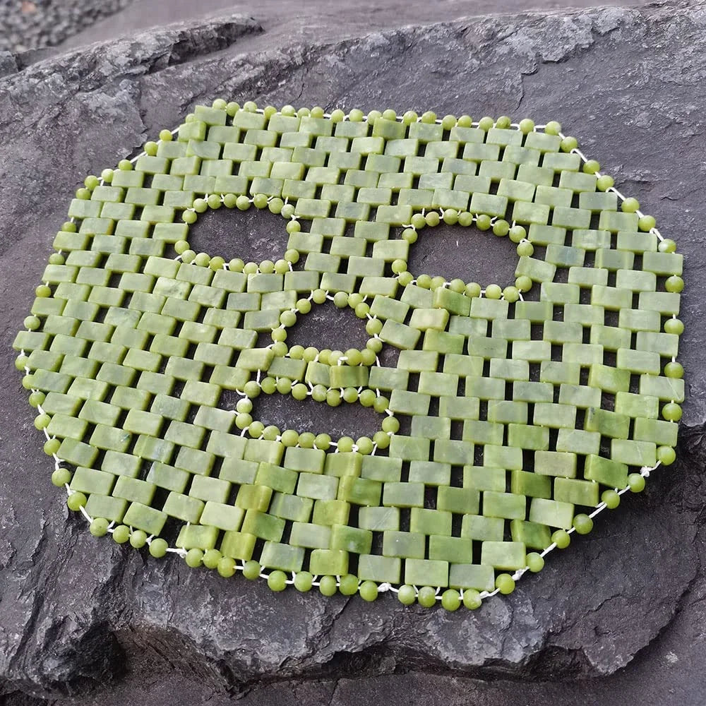 Naturalna Maska do Twarzy z Jadeitu – Przeciw Obrzękom i Zmarszczkom