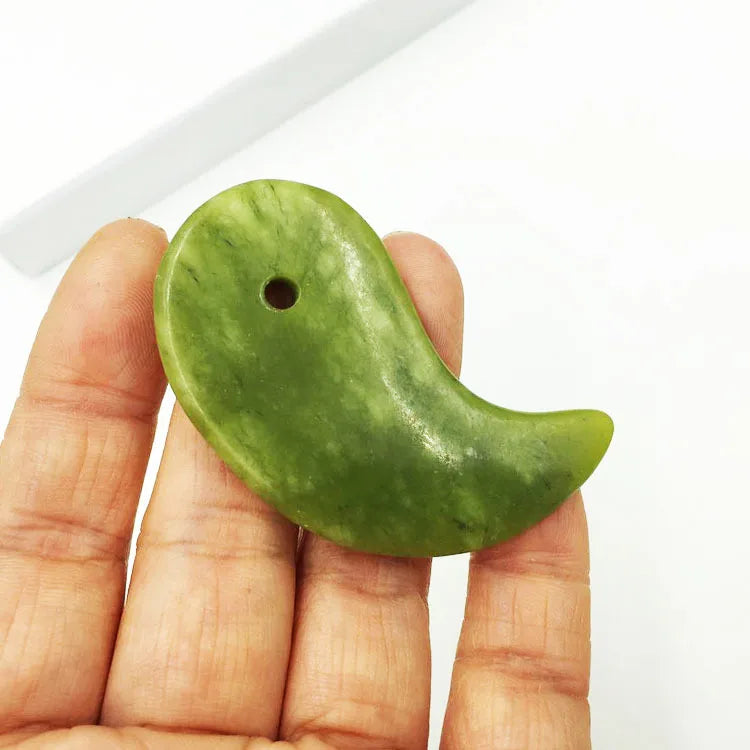 Naturalna Płytka Gua Sha z Jadeitu – Masaż Punktów Akupresurowych